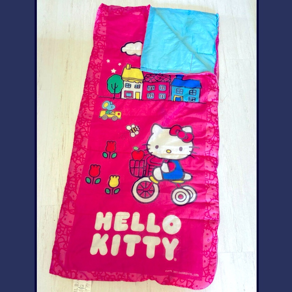 Hello Kitty Around Town Girls Sleeping Bag EUC